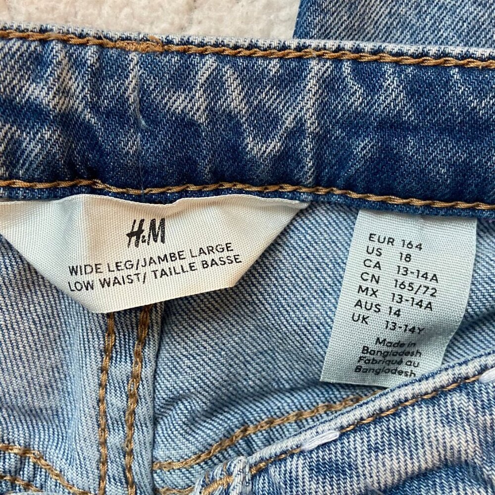 H&M Jeans - Picture 2 of 2